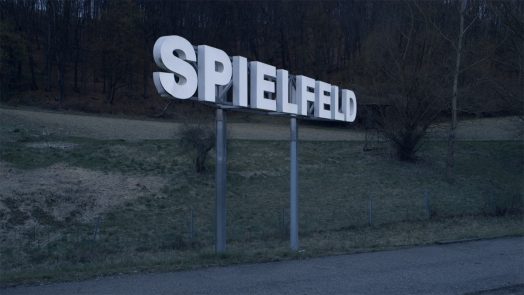 SPIELFELD, Still: Caroline Spreitzenbart/Hochschule für Fernsehen und Film München
