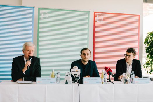 Gerhard Fabisch (Steiermärkische Sparkasse) mit Peter Schernhuber und Sebastian Höglinger