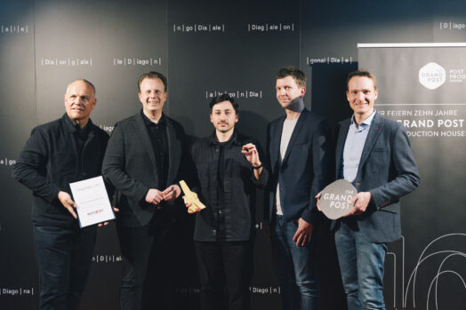 Marcus Mittermeier (watchAUT), Landesrat Karlheinz Kornhäusl, Marco Zinz und Alexander Fischbacher (The Grand Post – Post Production Houses) mit Tolga Karaaslan © Harald Wawrzyniak