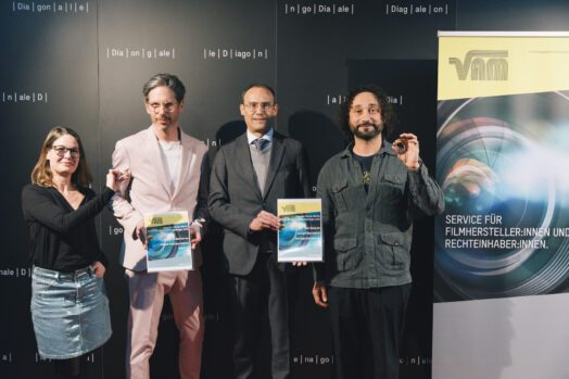 Florian Gebhardd und Danie Purer (Gebhardt Productions GmbH) und Deniz Raunig (April April Filme GmbH) mit VAM-Geschäftsführer Michael Kavouras