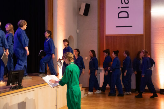 D26 Fc Gloria Heimatsaal 40 72dpi © Diagonale LippZahnschirm