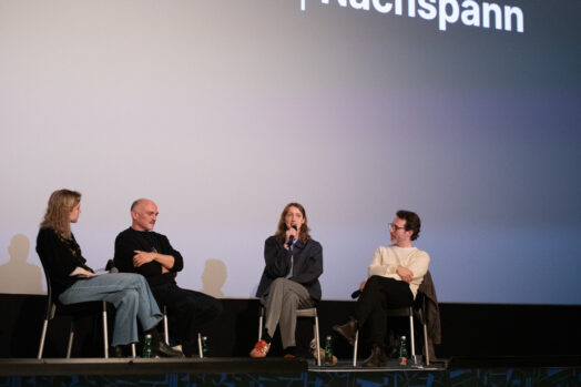 D26 Rose Nachspann 35 72dpi © Diagonale LippZahnschirm