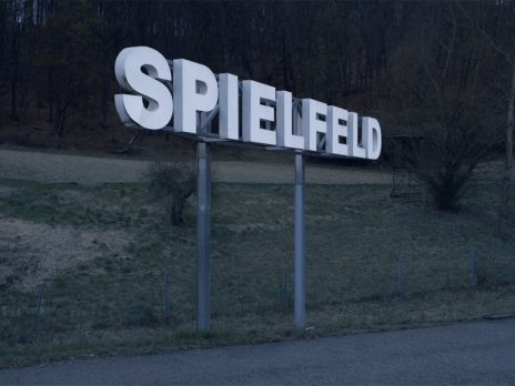 SPIELFELD_1200-675px_c_Caroline-Spreitzenbart-Hochschule-fuer-Fernsehen-und-Film-Muenchen